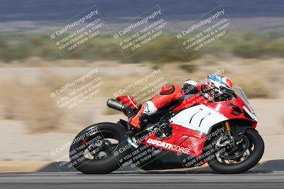 media/Nov-16-2025-Race Pace (Sun) [[8c5fa54630]]/Verified Riders/7-Turn 4 (1155am)/